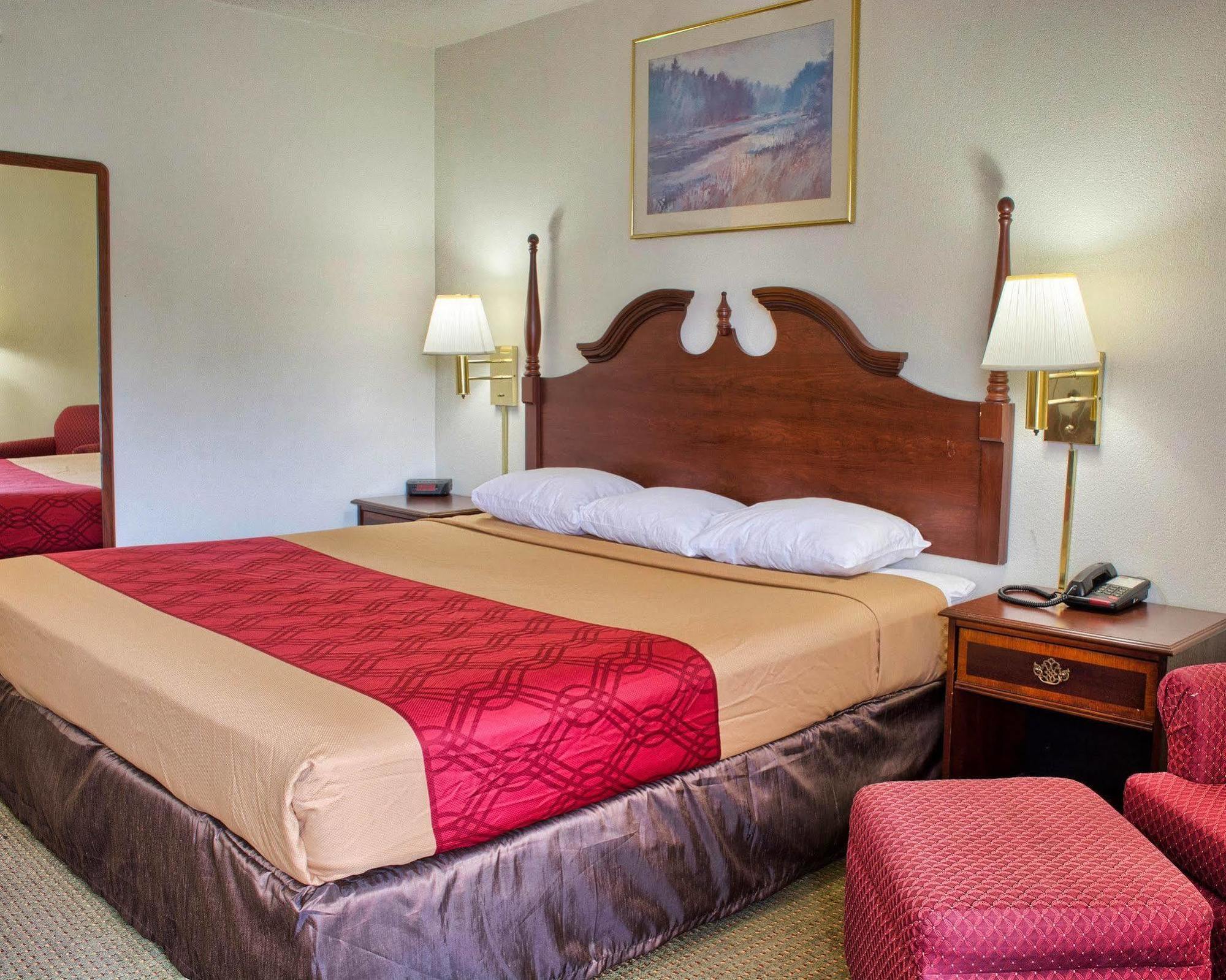 Econo Lodge Ричмонд Экстерьер фото